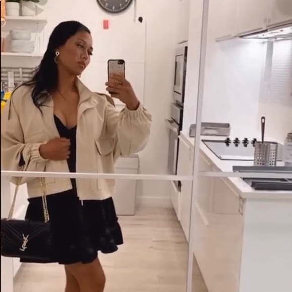 Meet your Posher, Alicia - Picture 1 of 6